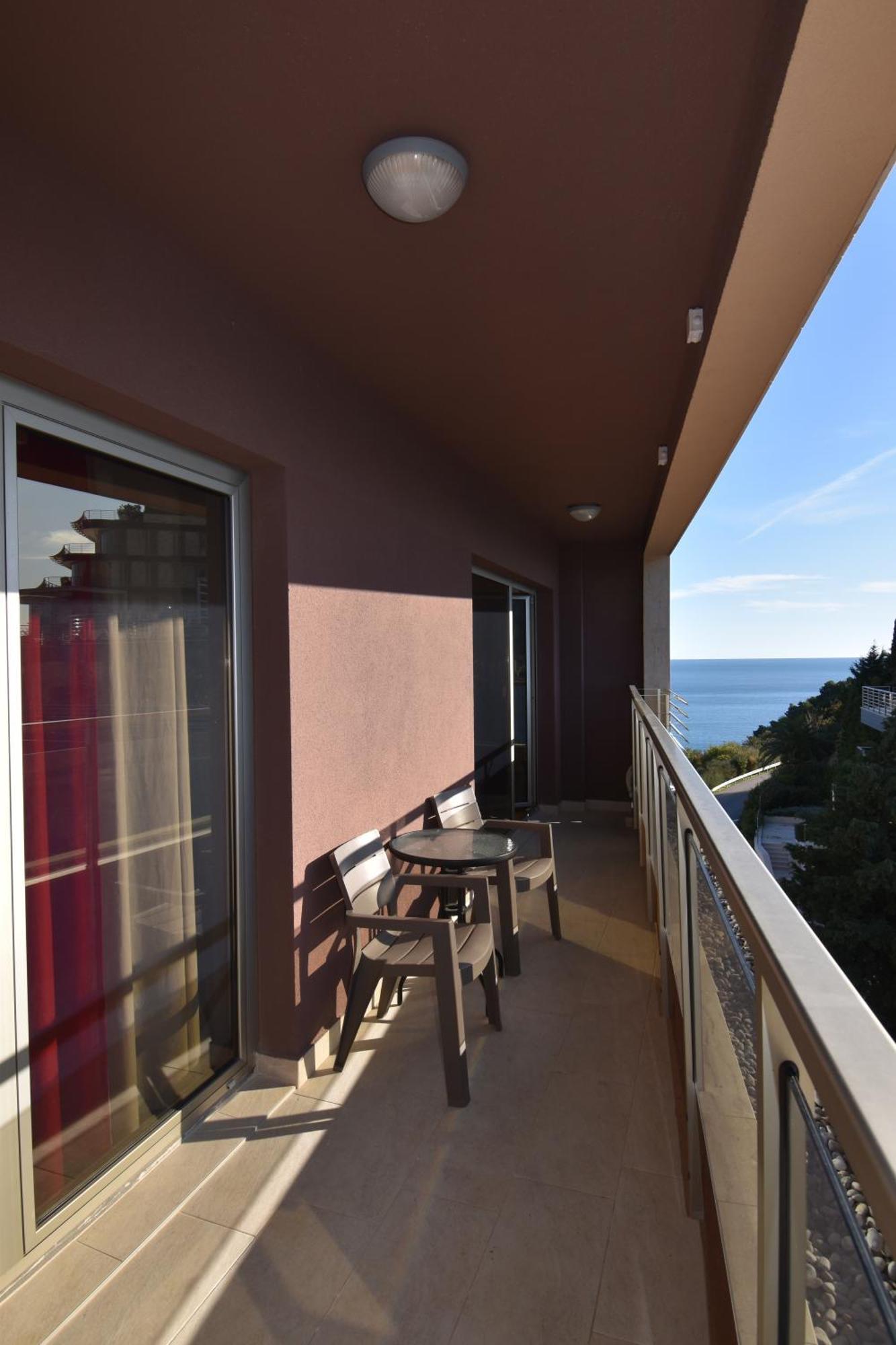Harmonia 1 Budva