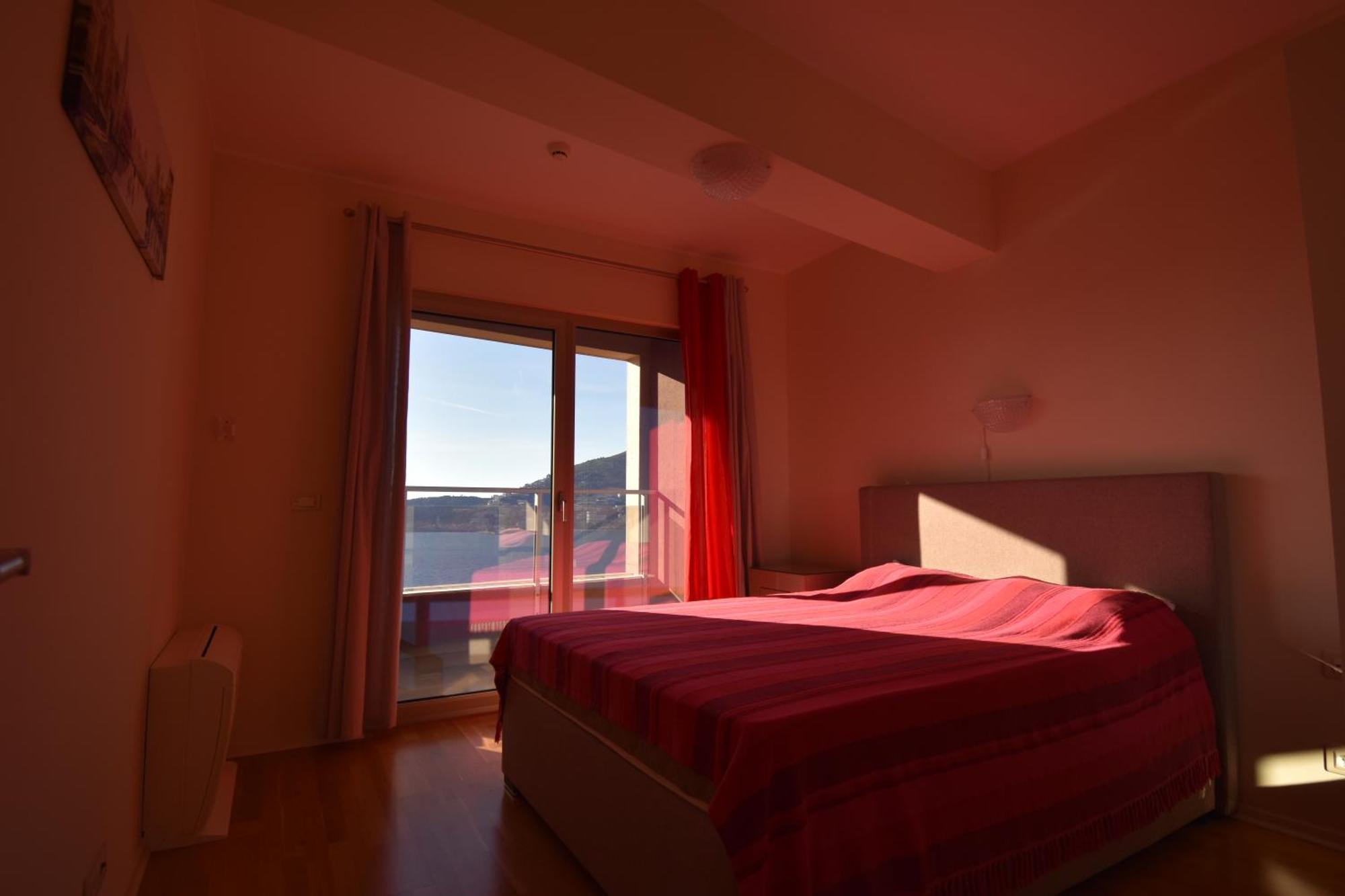 Harmonia 1 Apartment Budva