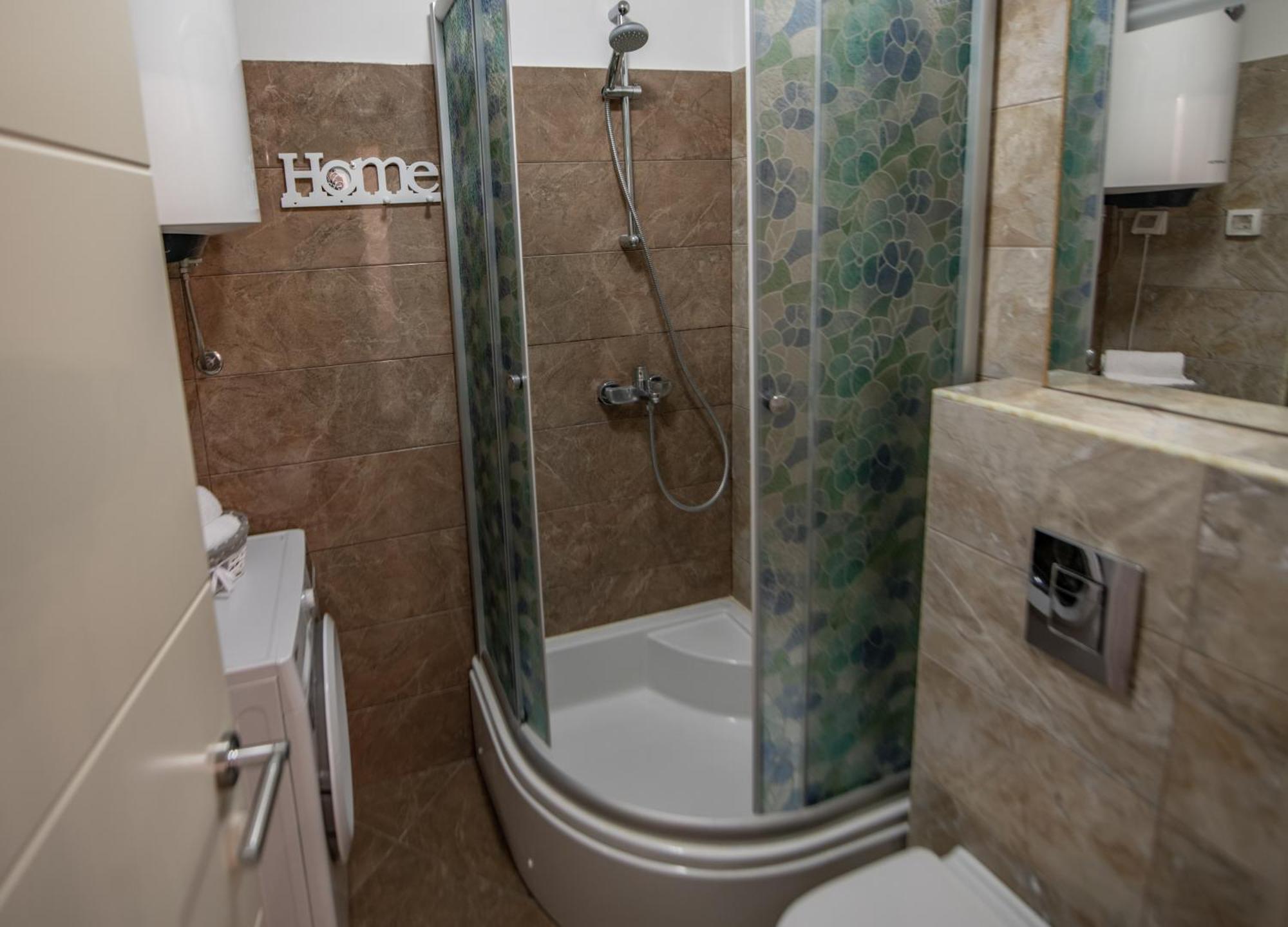 Harmonia 1 Apartment Budva
