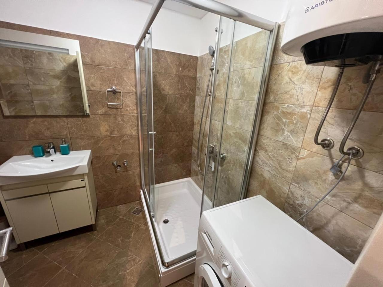 Harmonia 1 Apartment *