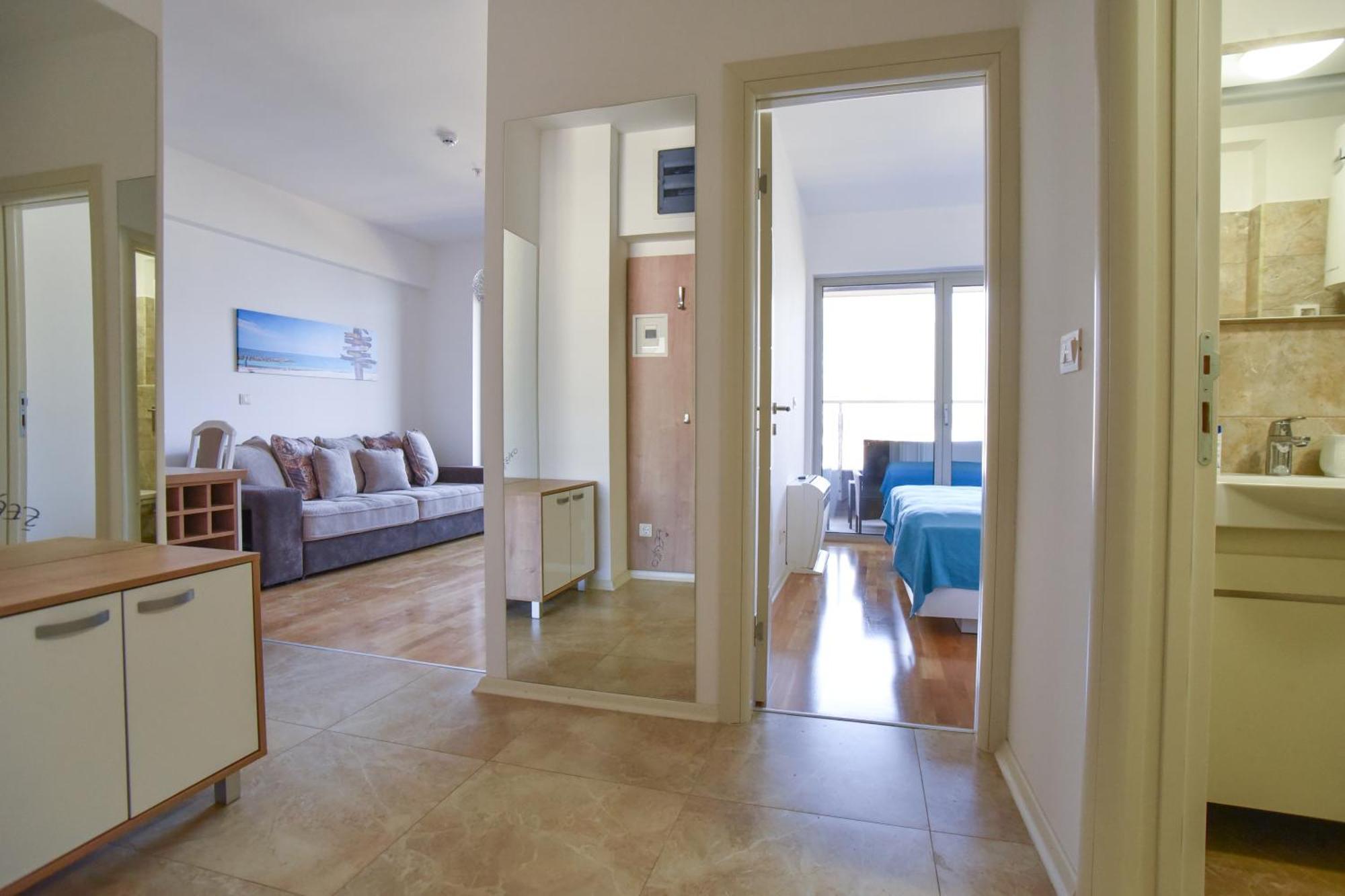 Harmonia 1 Apartment Budva